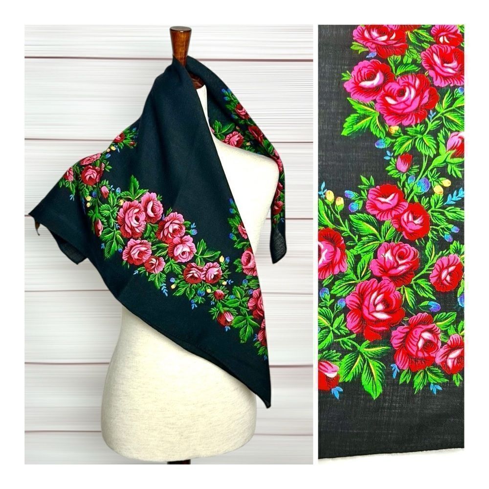 Vintage Wool Scarf Black Floral Russian
Traditional Platok Style made in Japan